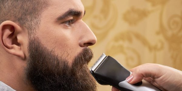 Czym najlepiej golić brodę